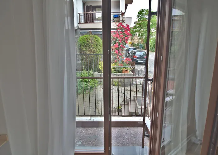 Camelia Luxury Castória