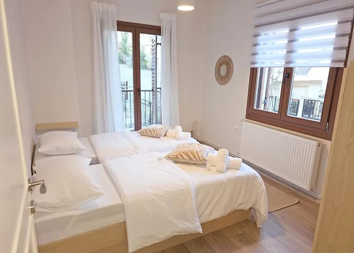 شقة Camelia Luxury كاستوريا