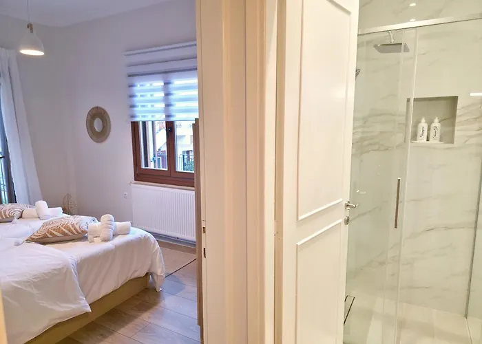 Camelia Luxury Castória